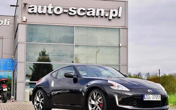 samochody osobowe Nissan 370 Z cena 99900 przebieg: 35000, rok produkcji 2013 z Sejny